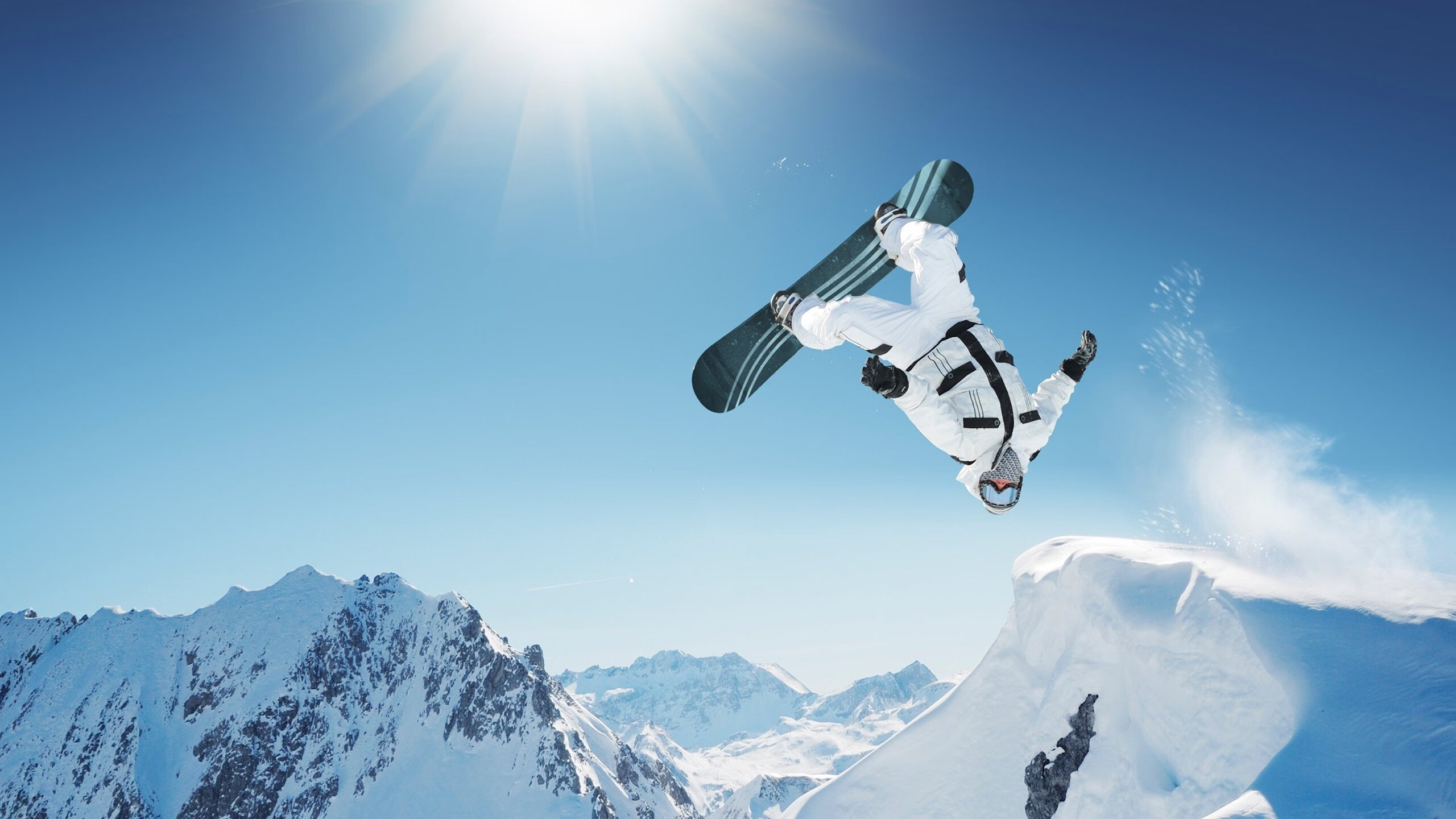 极限攀岩赛事在高原地区举行挑战升级，极限攀爬视频